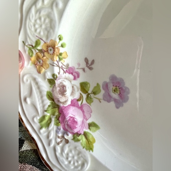 Set of 24 Adam Antiques Steubenville Vintage Antique Bowls and plates roses gold - Picture 6 of 10